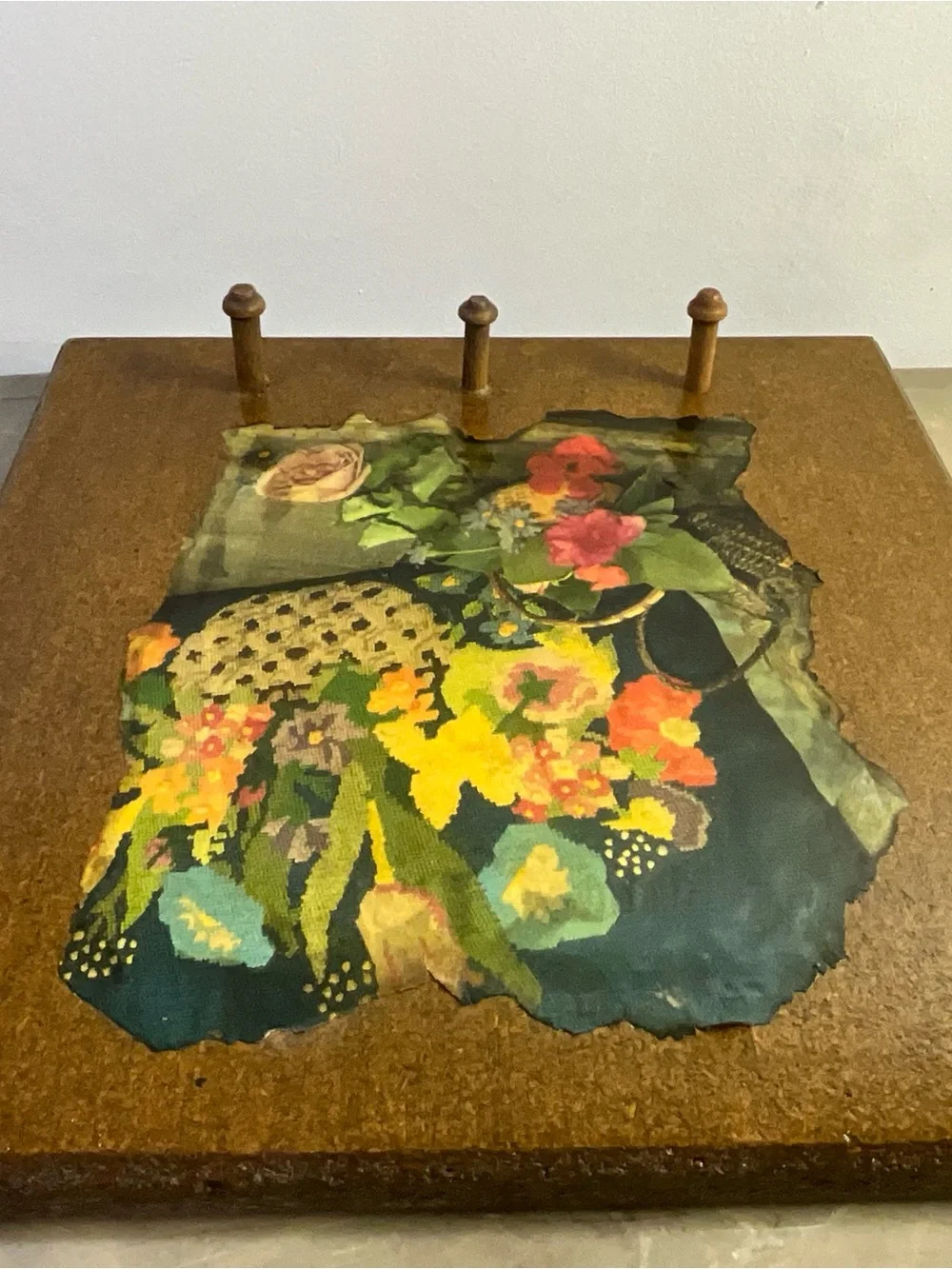 Vintage Wooden Wall-Hanging Key Rack Decoupage Floral Print Three Wooden Pegs